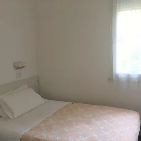 Floreale Hotel 2*